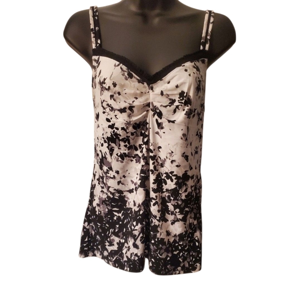 White House Black Market Black And White V-neck Floral Camisole Top Size M